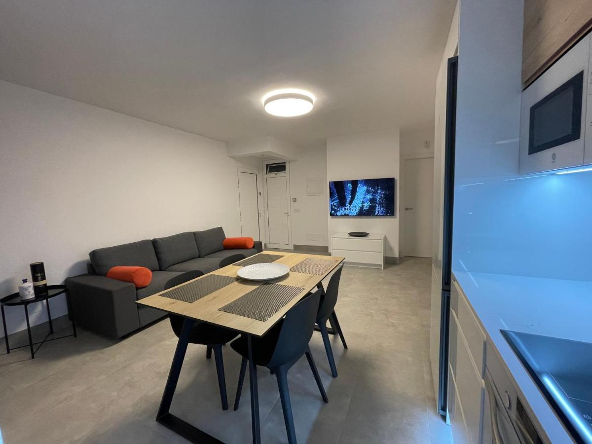 Izaro Apartamento Atico De Lujo Cerca De Playa Dorada ปลายาบลังกา ภายนอก รูปภาพ