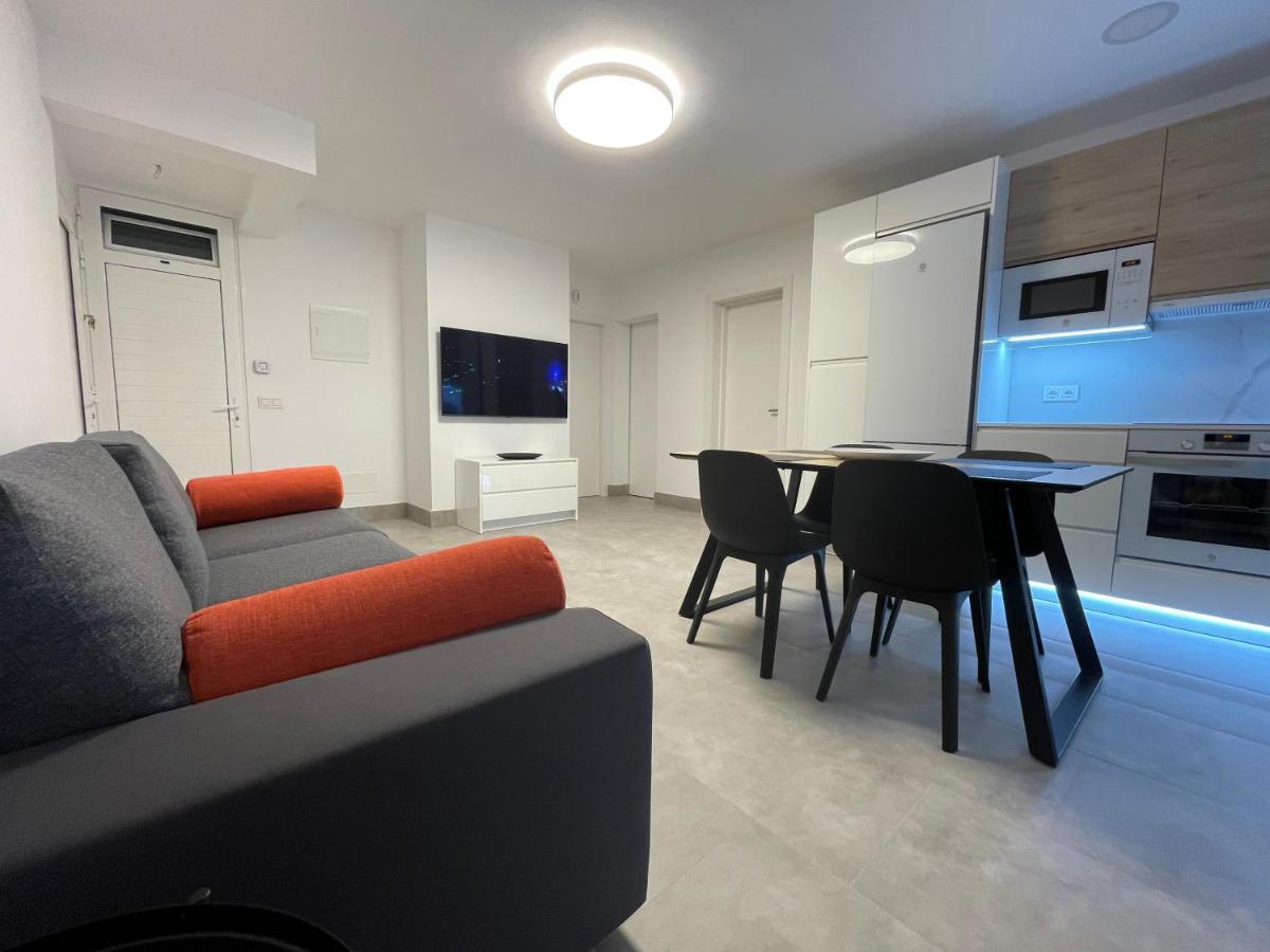 Izaro Apartamento Atico De Lujo Cerca De Playa Dorada ปลายาบลังกา ภายนอก รูปภาพ